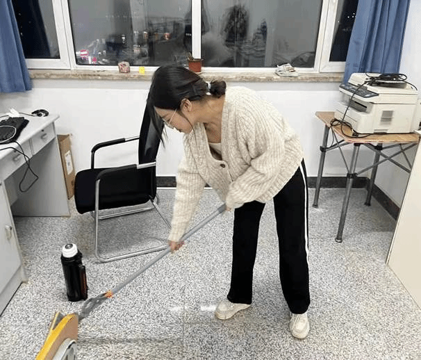 ae2e761becab15b4570cdd8e9c2e4dd ae2e761becab15b4570cdd8e9c2e4dd